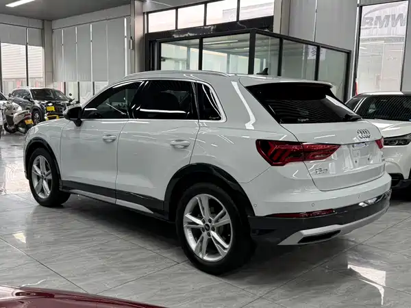 Audi Q3 2022, фото 12