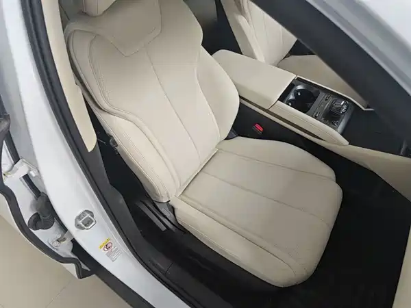 BYD Qin L 2024, фото 25