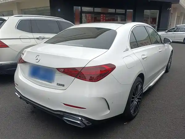 Mercedes-Benz C-Class 2024, фото 4