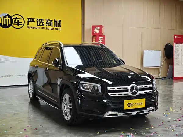 Mercedes-Benz GLB 2023, фото 3