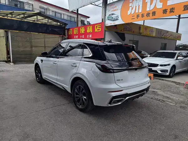 Hongqi HS5 2023, фото 7
