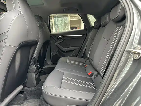 Audi A3 2024, фото 11