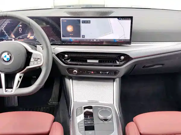 BMW 3 Series 2025, фото 5