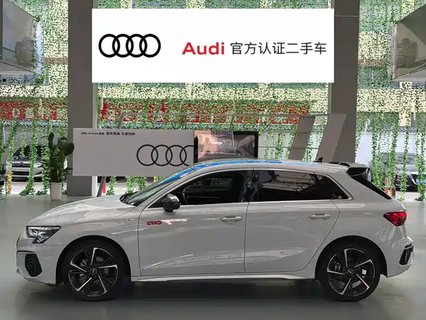 Audi A3 2024, фото 3