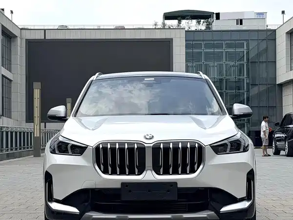 BMW X1 2024, фото 2