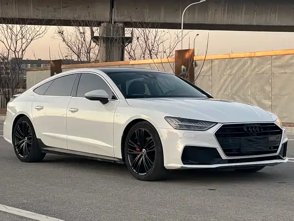 Audi A7 2023, фото 2