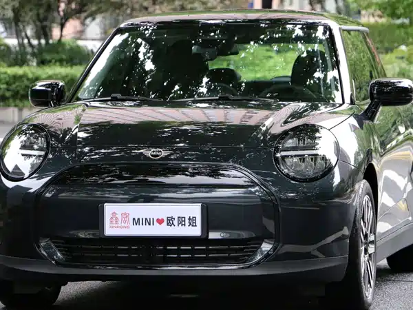 MINI Cooper SE 2024