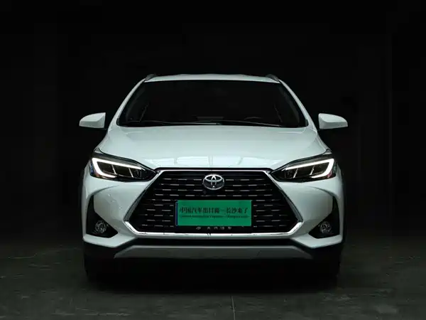 Toyota Yaris 2022, фото 2