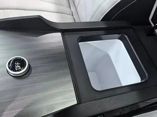 BYD Seal 06 DM-i Touring 2025, фото 25