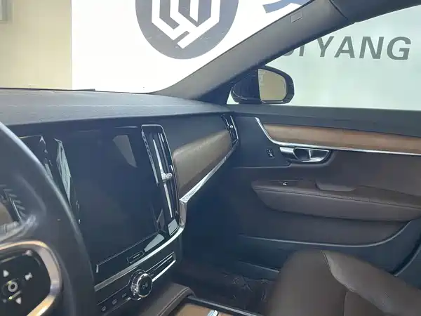 Volvo S90 2022, фото 10