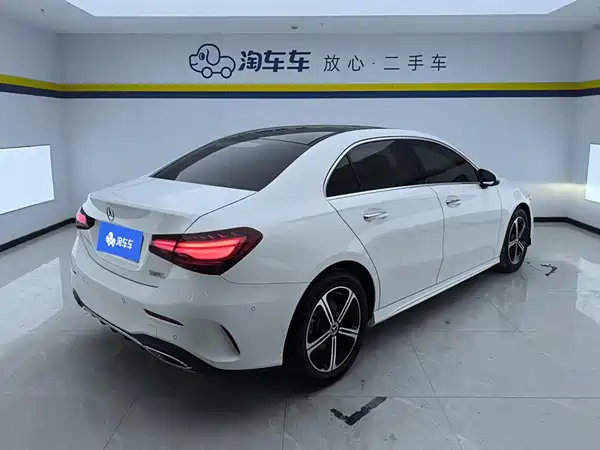 Mercedes-Benz A-Class 2023, фото 3