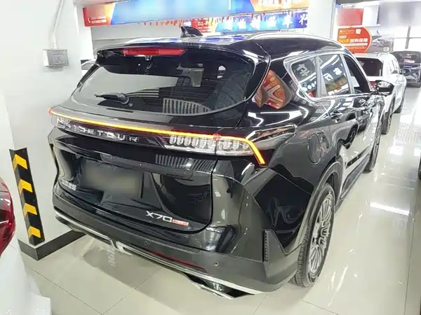 Jetour X70 PLUS 2025, фото 6