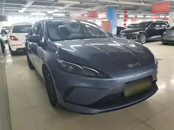 BYD Seal 05 DM-i 2025, фото 4