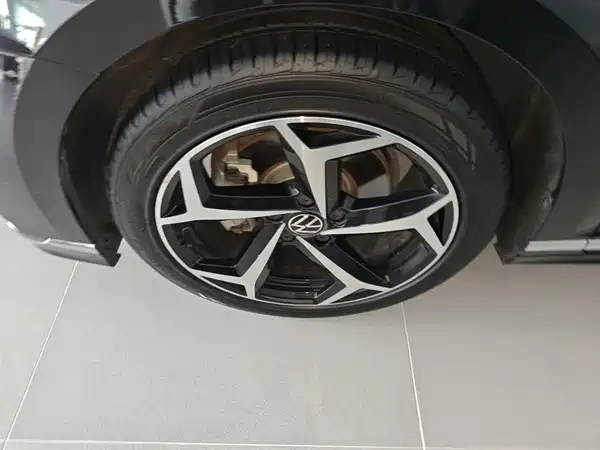 Volkswagen Magotan 2023, фото 22