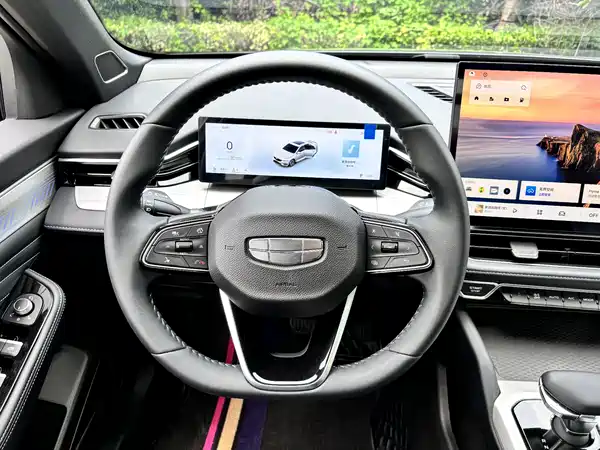 Geely Preface 2025, фото 6