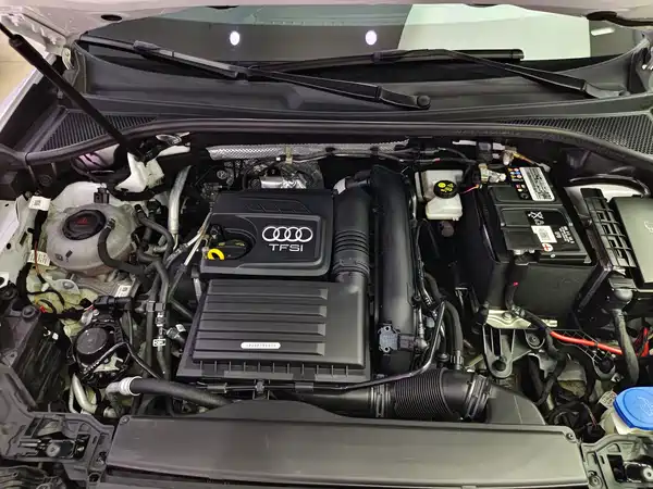 Audi Q3 2022, фото 16