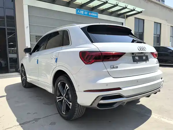 Audi Q3 2022, фото 9