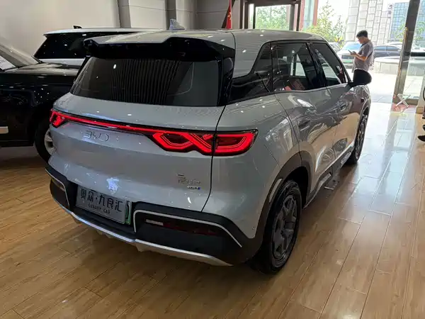 BYD Yuan UP 2025, фото 6