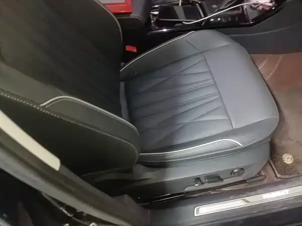 Volkswagen Passat 2023, фото 24