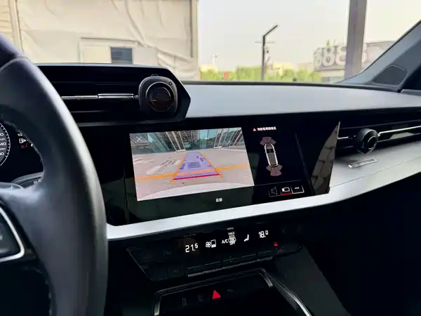 Audi A3 2022, фото 7