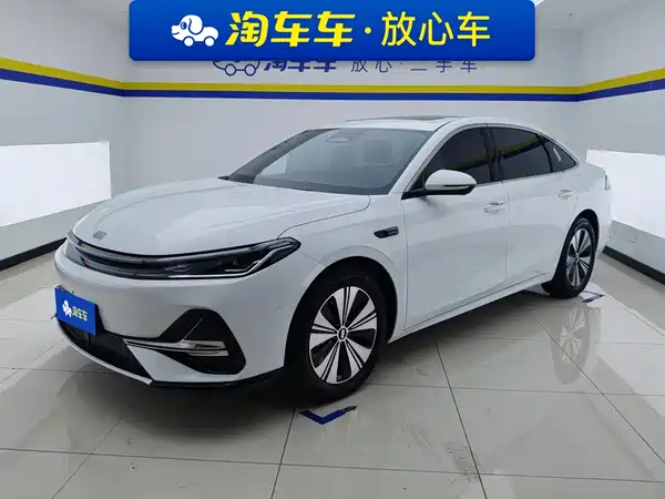 Geely Galaxy A7 2025