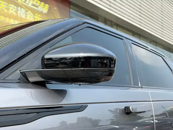 Land Rover Range Rover Velar 2021, фото 6
