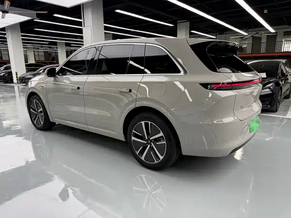 Li Auto L6 2024, фото 13