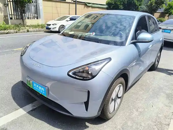 Geely EX2 2025