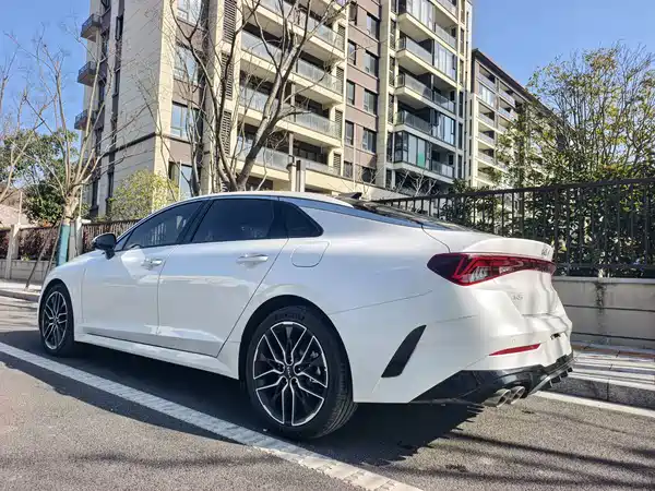 Kia K5 2025, фото 5