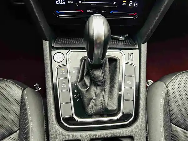 Volkswagen Passat CC 2023, фото 17