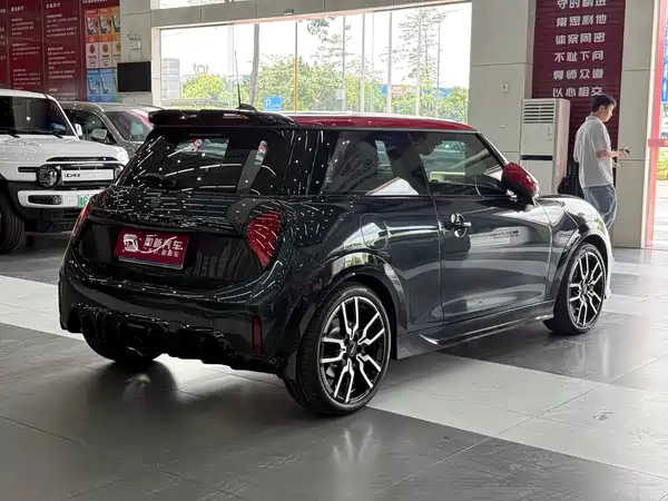 MINI JCW 2025, фото 6