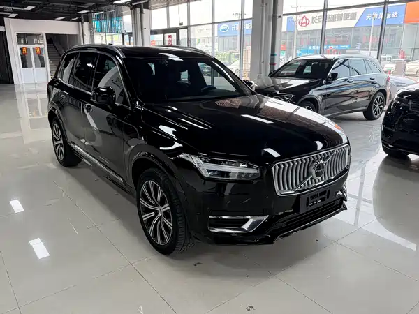 Volvo XC90 2022, фото 2