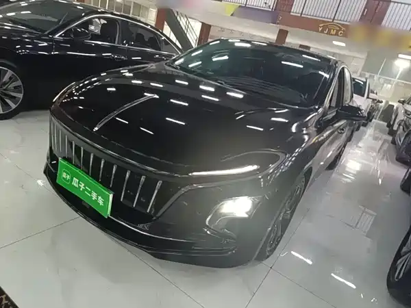 Hongqi E-QM5 2023