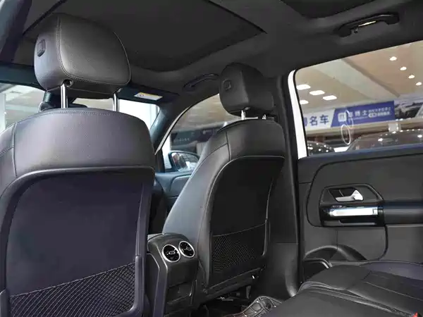 Mercedes-Benz GLB 2022, фото 9