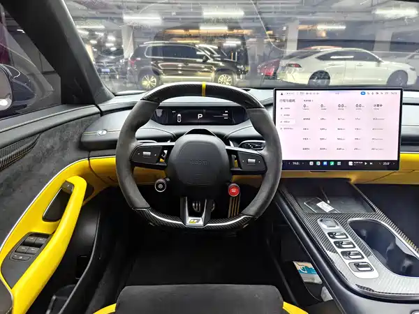 Xiaomi SU7 Ultra 2025, фото 13