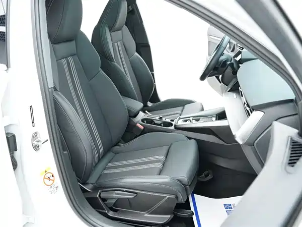 Audi A3 2022, фото 30
