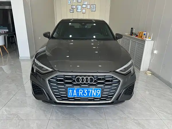 Audi A3 2022, фото 2