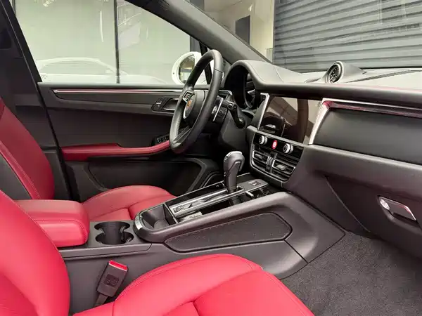 Porsche Macan 2022, фото 15