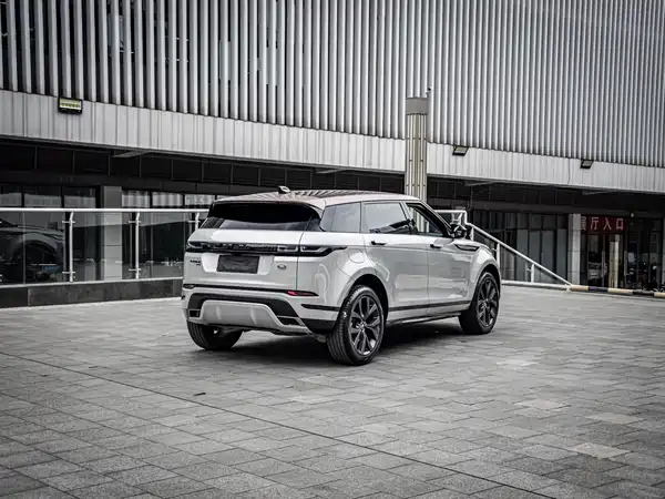 Land Rover Range Rover Evoque 2023, фото 4