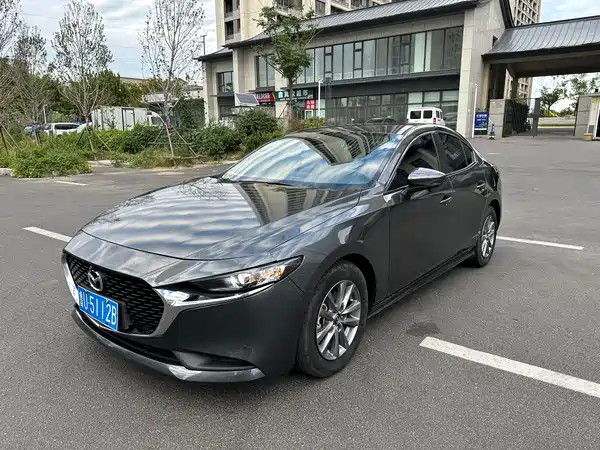 Mazda 3 2023, фото 3