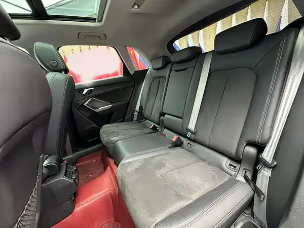 Audi Q3 2022, фото 16