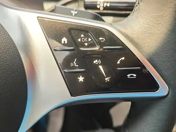 Mercedes-Benz GLC 2023, фото 31