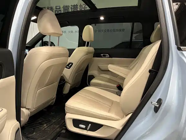 Li Auto ONE 2020, фото 12