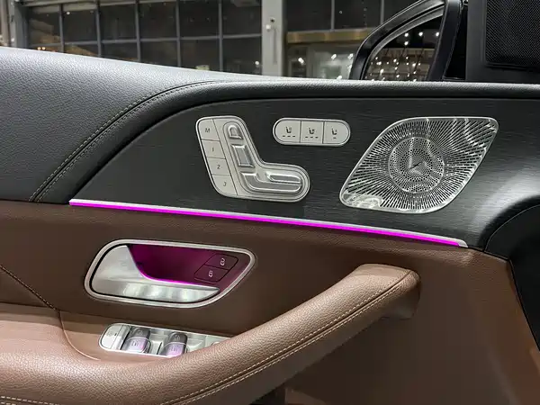 Mercedes-Benz GLE 2024, фото 9