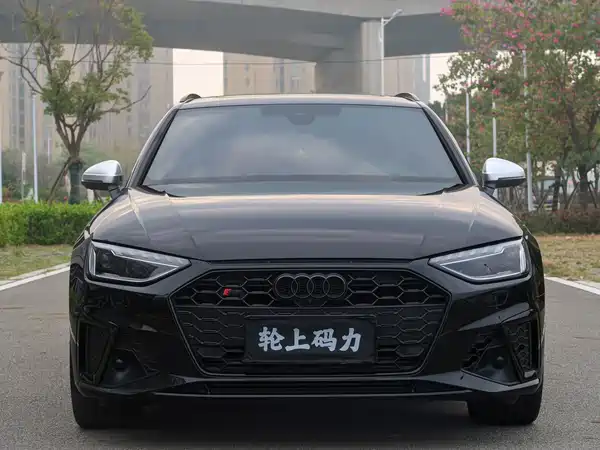 Audi S4 2024, фото 5