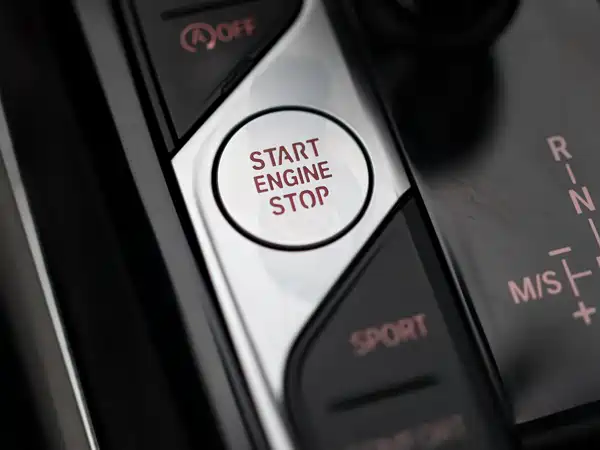 BMW 3 Series 2022, фото 12