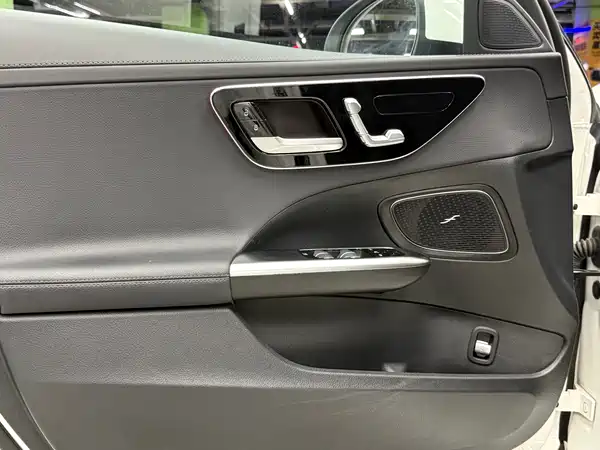 Mercedes-Benz C-Class 2024, фото 17