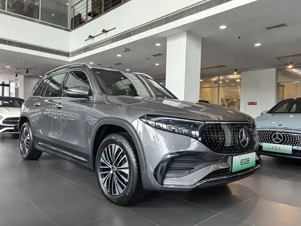 Mercedes-Benz EQB 2025, фото 3