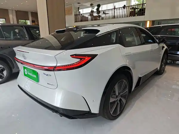 Toyota bZ5 2025, фото 7