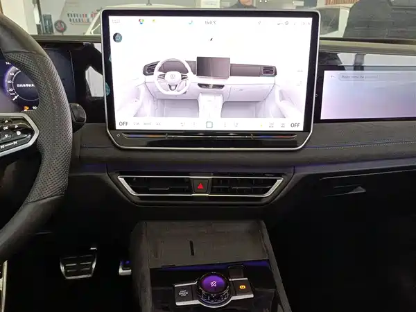 Volkswagen Tiguan L 2024, фото 12